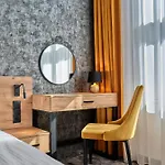 1891 Garni Hotel